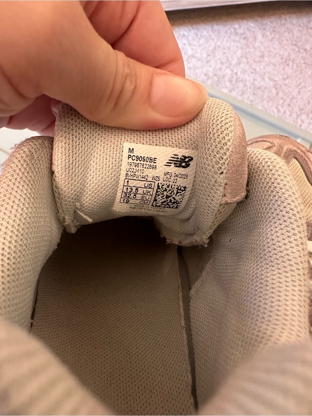 New Balance Kids Mauve Suede Mesh Sneaker with Silver Logo - Picture 7 of 7